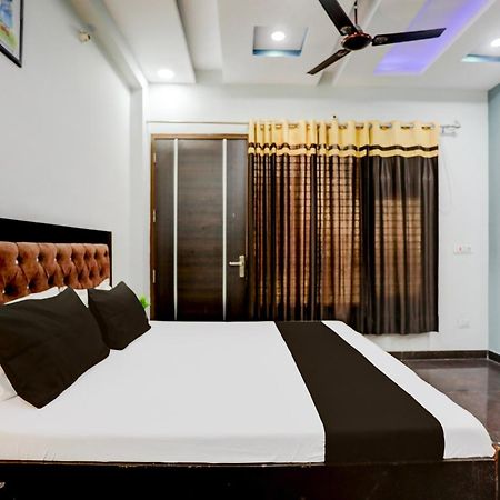 Hotel O Grand Epic Inn Noida Exterior photo