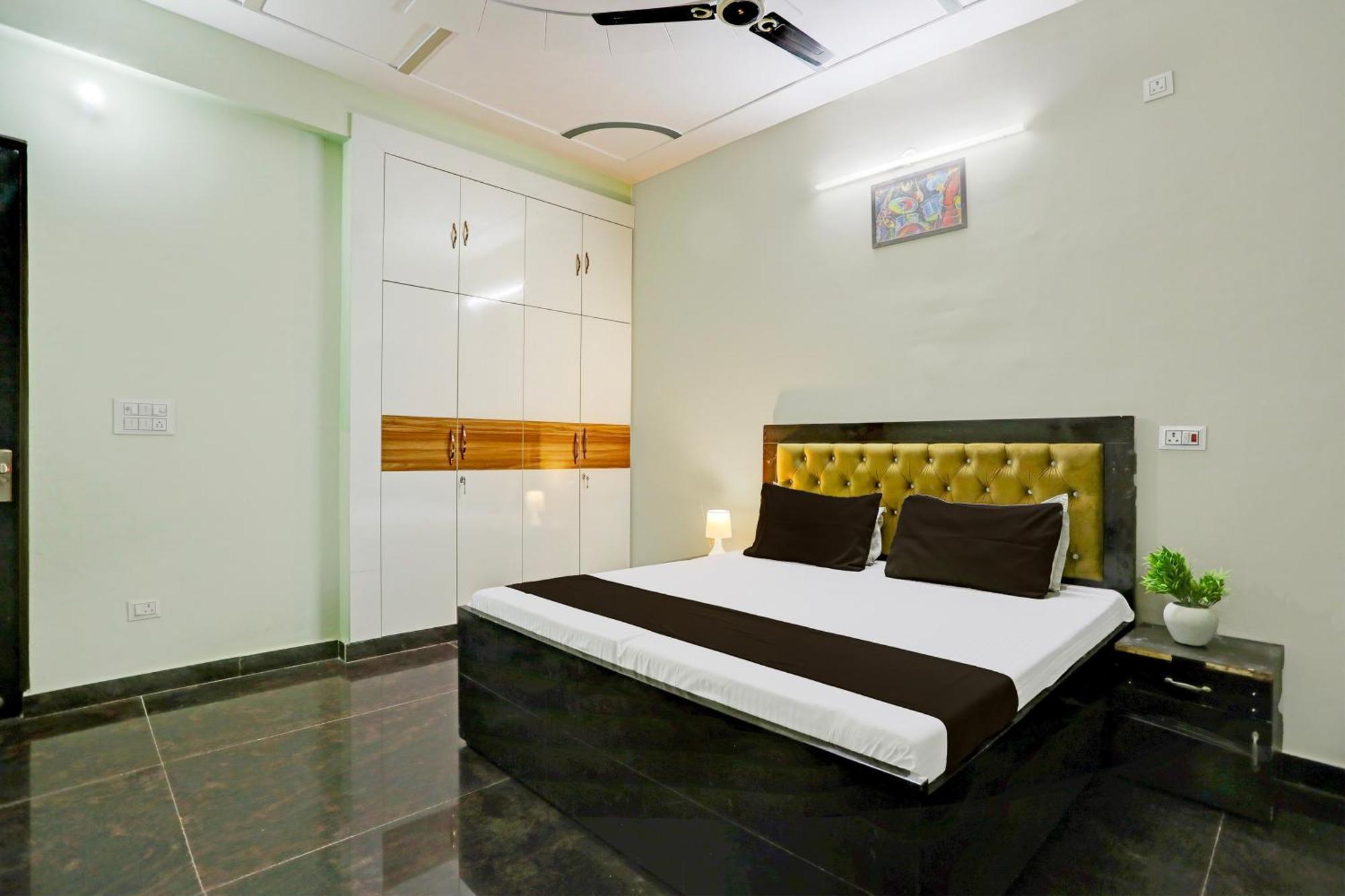 Hotel O Grand Epic Inn Noida Exterior photo