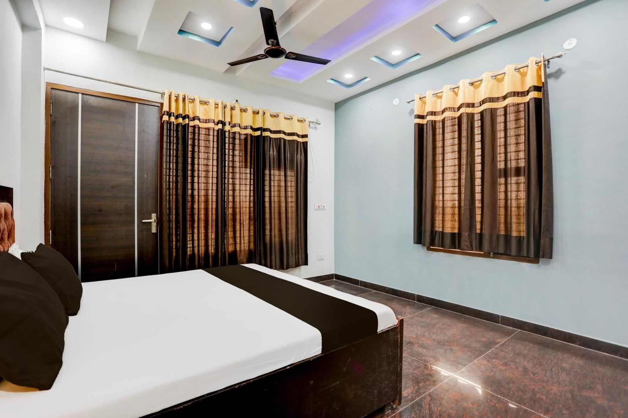 Hotel O Grand Epic Inn Noida Exterior photo